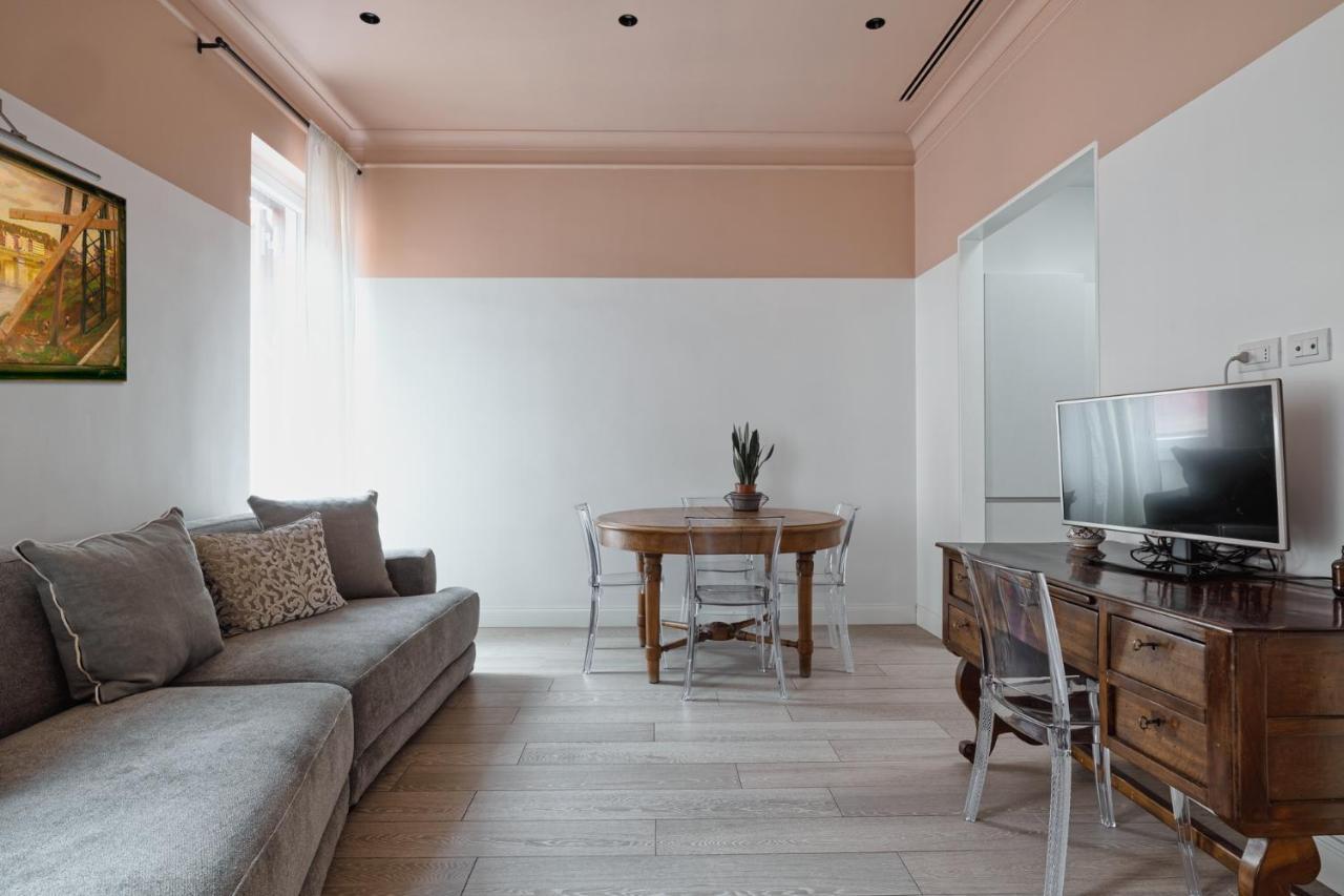 Fontana Di Trevi!! Comfy&Elegant 3Bedroom 2Bath Rome Bagian luar foto
