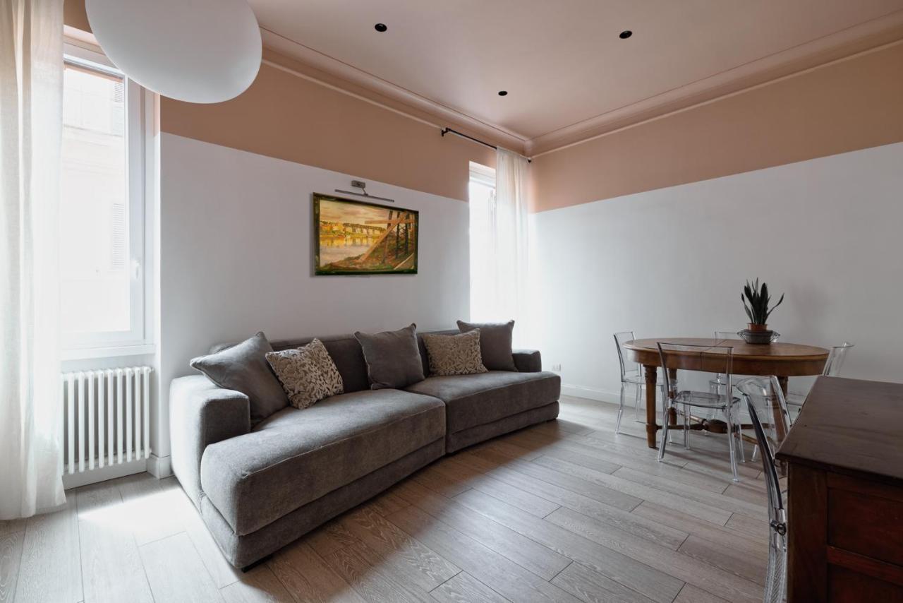 Fontana Di Trevi!! Comfy&Elegant 3Bedroom 2Bath Rome Bagian luar foto